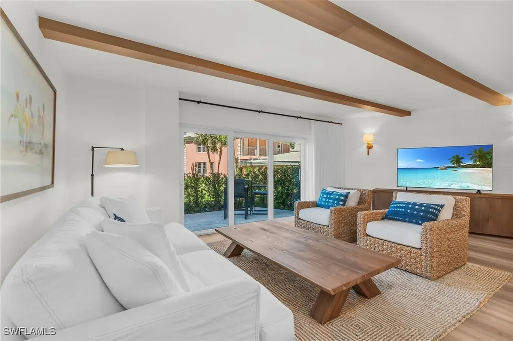 2401 Gulf Shore Boulevard N Naples FL 34103
