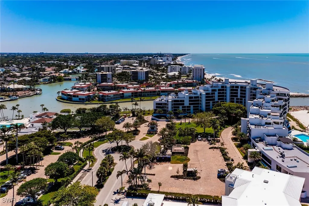2401 Gulf Shore Boulevard N Naples FL 34103