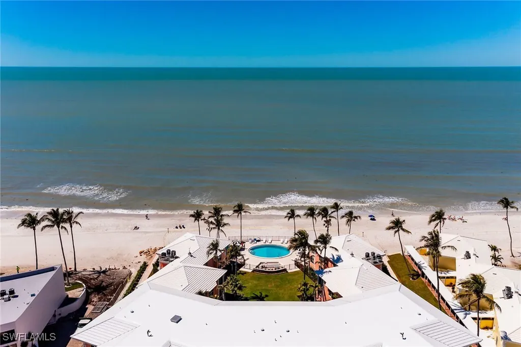 2401 Gulf Shore Boulevard N Naples FL 34103