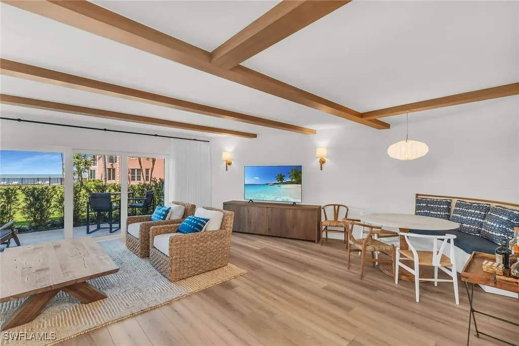 2401 Gulf Shore Boulevard N Naples FL 34103