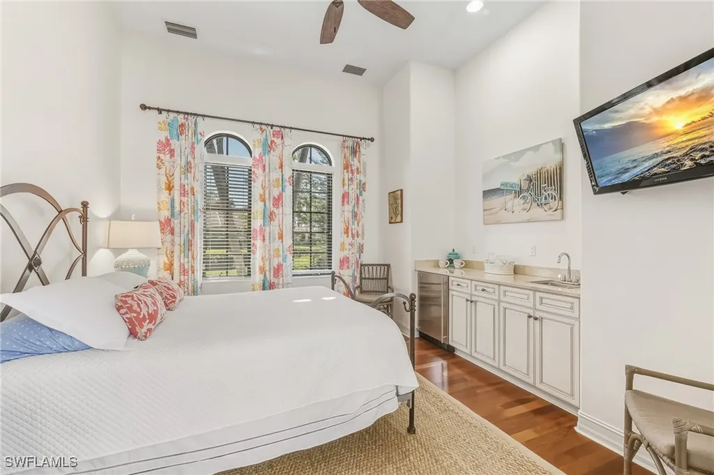7749 Classics Drive Naples FL 34113