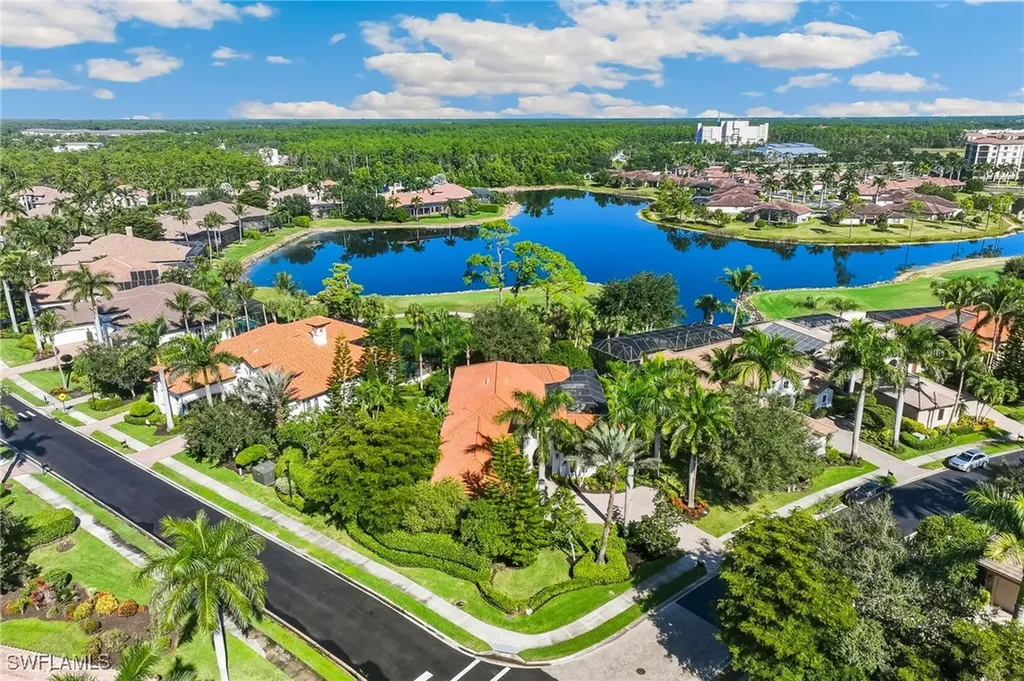 7749 Classics Drive Naples FL 34113