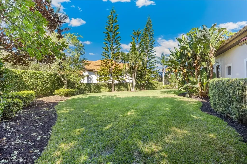 7749 Classics Drive Naples FL 34113