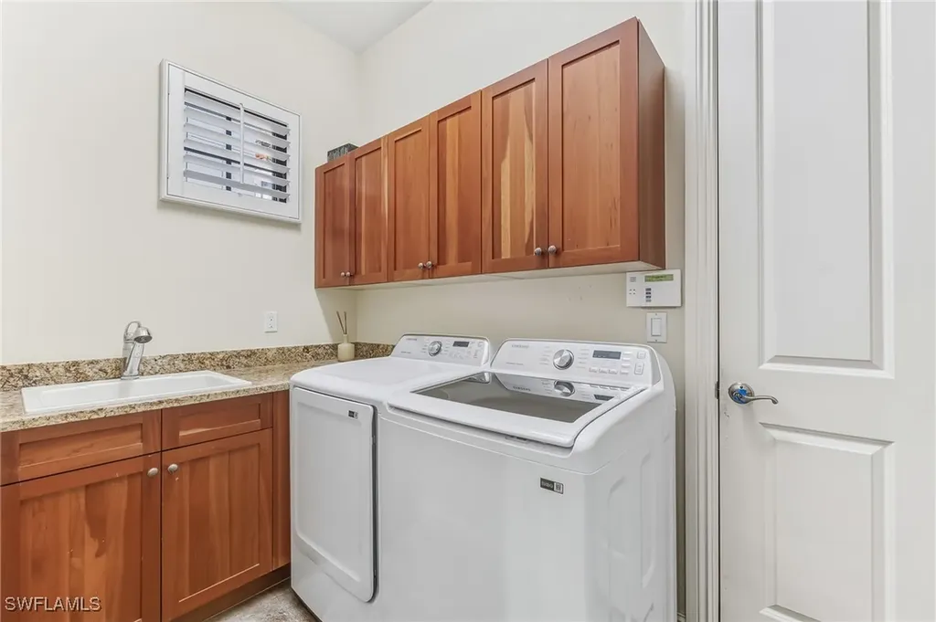 7749 Classics Drive Naples FL 34113
