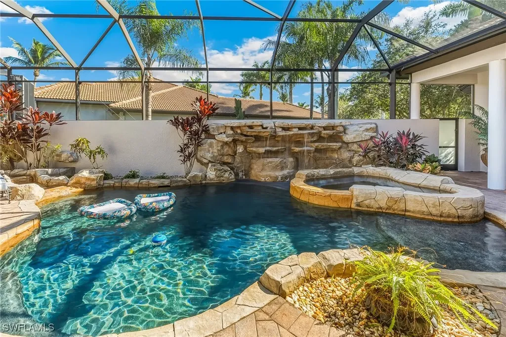 7749 Classics Drive Naples FL 34113