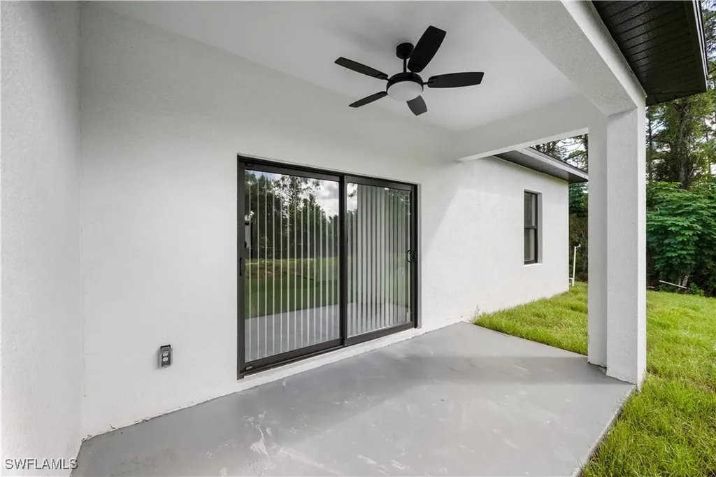 2400 Wanda Avenue N Lehigh Acres FL 33971
