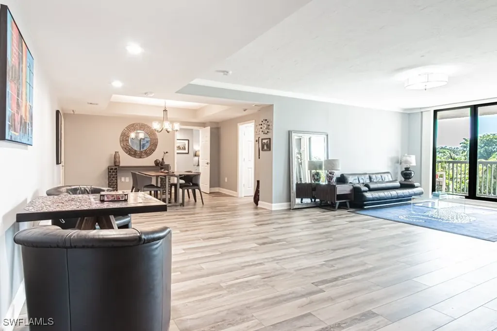 6075 Pelican Bay Boulevard Naples FL 34108