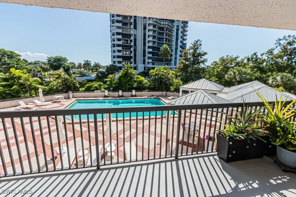 6075 Pelican Bay Boulevard Naples FL 34108