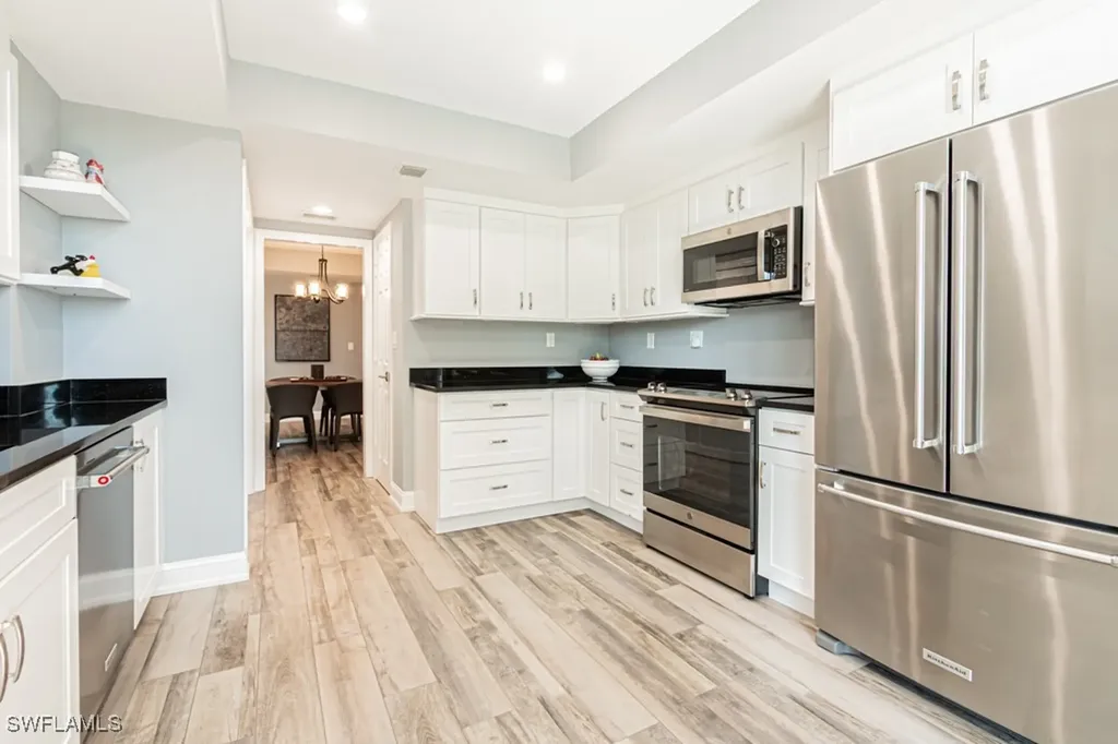 6075 Pelican Bay Boulevard Naples FL 34108