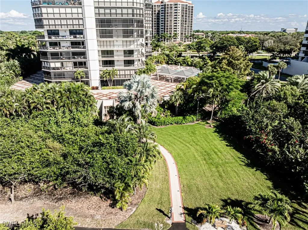 6075 Pelican Bay Boulevard Naples FL 34108