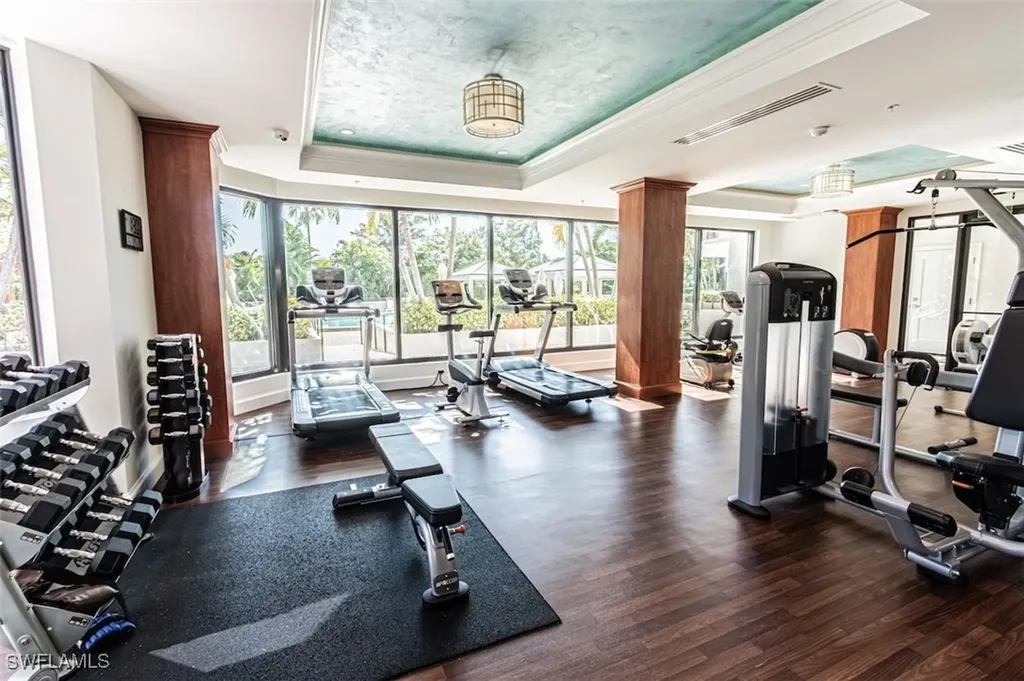 6075 Pelican Bay Boulevard Naples FL 34108