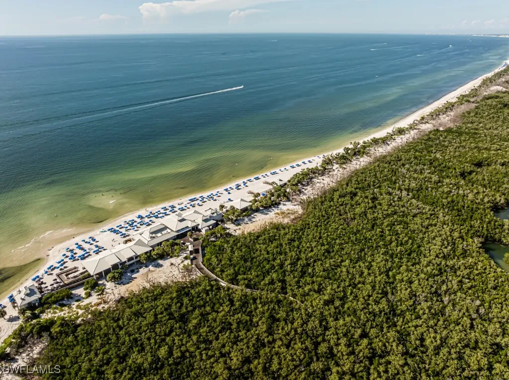 6075 Pelican Bay Boulevard Naples FL 34108
