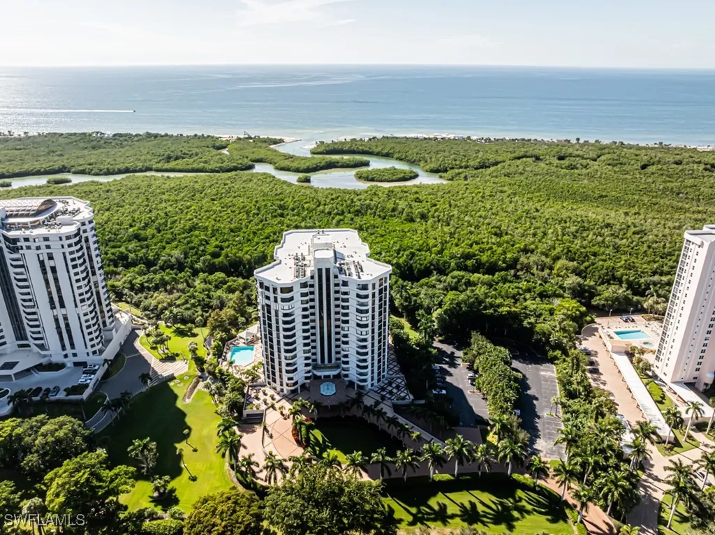 6075 Pelican Bay Boulevard Naples FL 34108