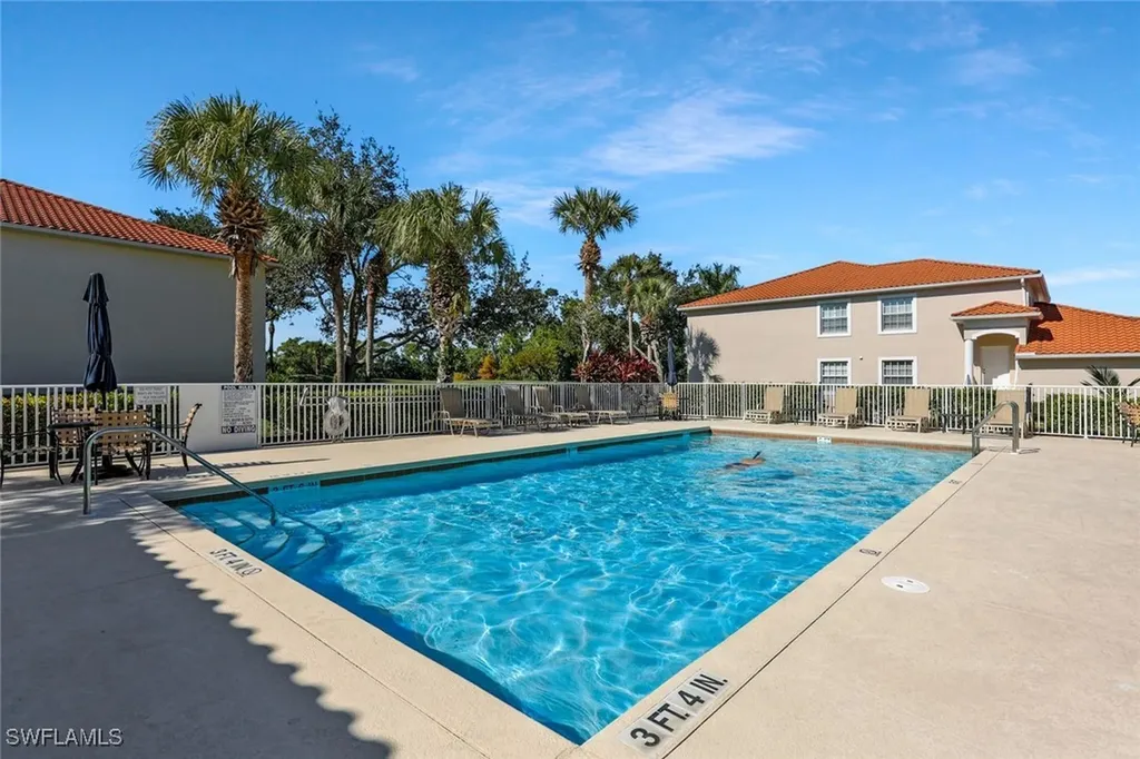 3485 Grand Cypress Drive Naples FL 34119