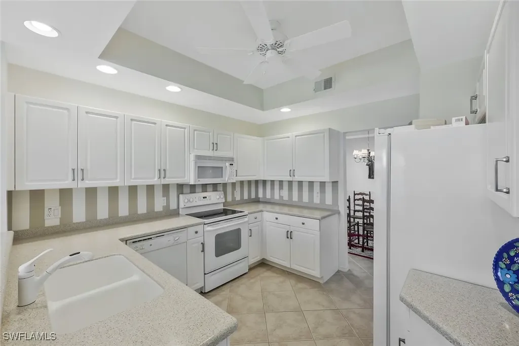 3485 Grand Cypress Drive Naples FL 34119