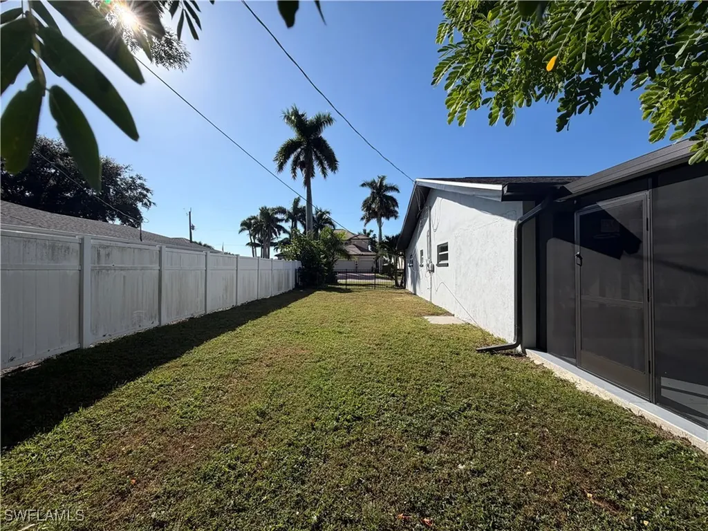 959 N Town And River Drive Fort Myers FL 33919