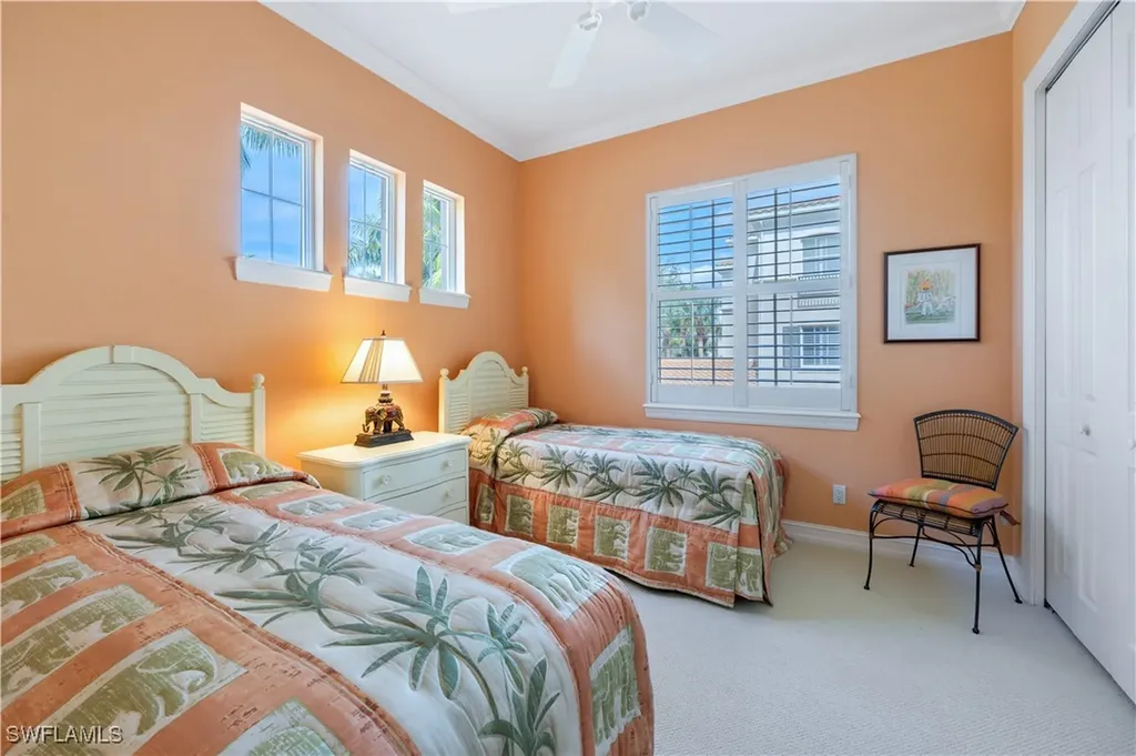 2822 Tiburon Boulevard E Naples FL 34109