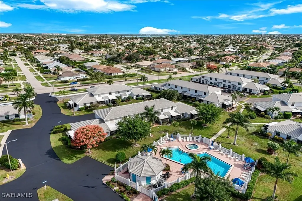 Marco Island FL, 105 Clyburn Street, Unit D1