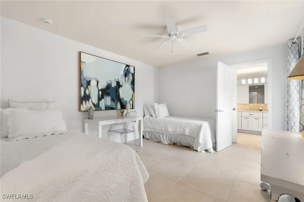 1980 Gordon Drive Naples FL 34102