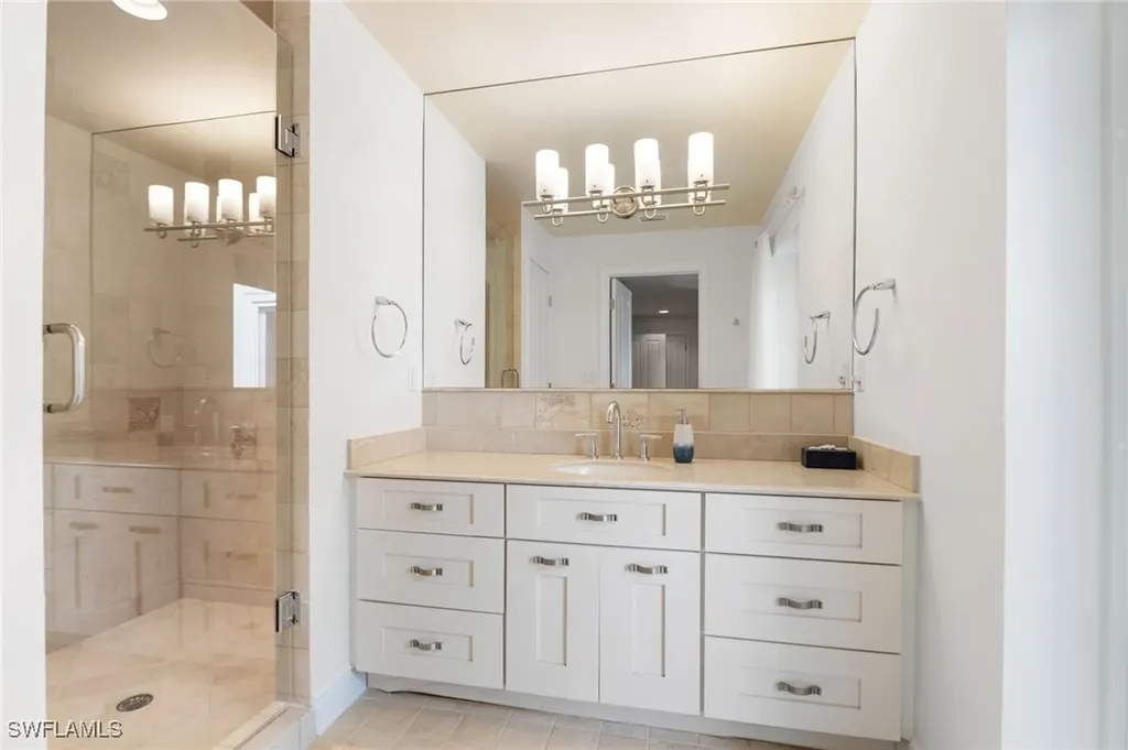 1980 Gordon Drive Naples FL 34102