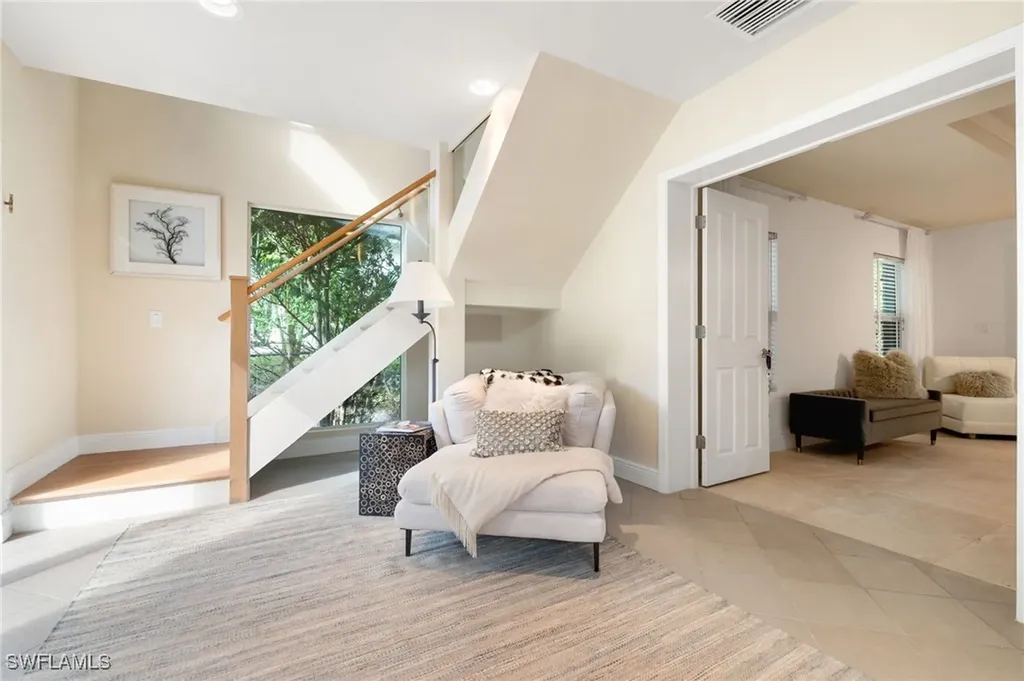 1980 Gordon Drive Naples FL 34102