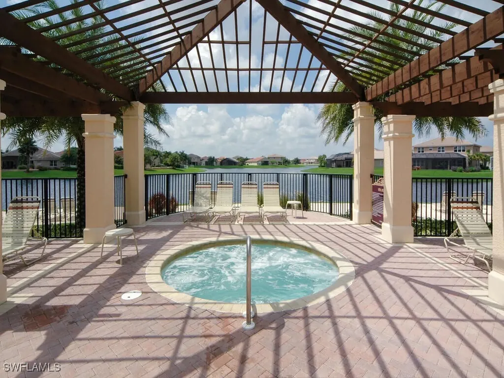 2346 Butterfly Palm Drive Naples FL 34119