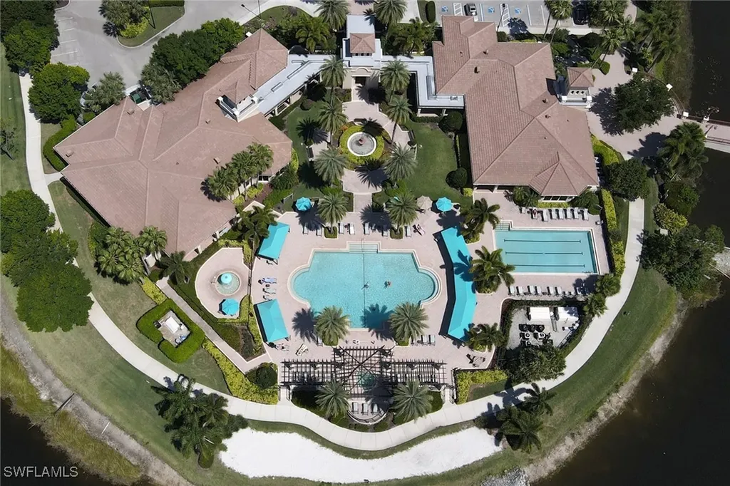 2346 Butterfly Palm Drive Naples FL 34119