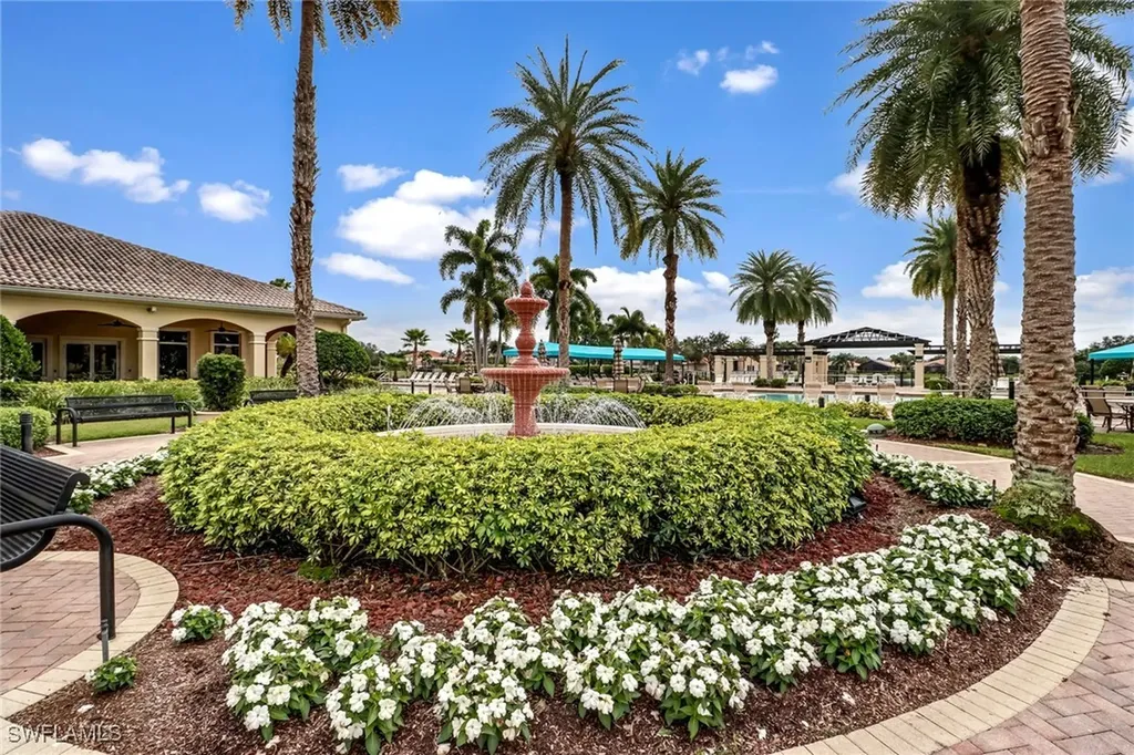2346 Butterfly Palm Drive Naples FL 34119