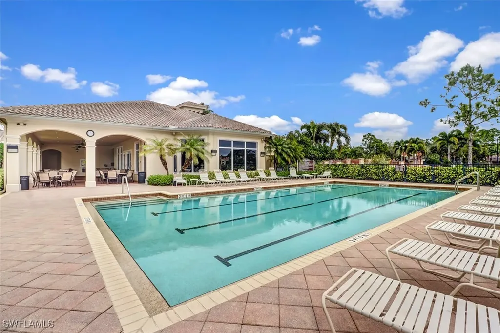 2346 Butterfly Palm Drive Naples FL 34119
