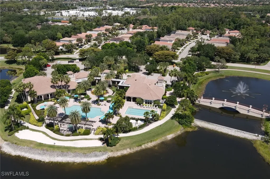 2346 Butterfly Palm Drive Naples FL 34119