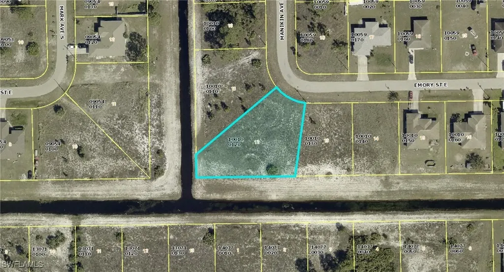 1134 Emory Street E Lehigh Acres FL 33974