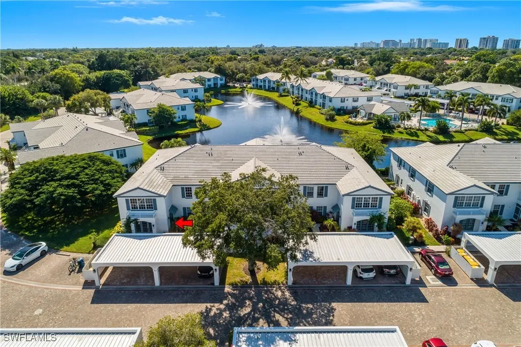 Naples FL, 864 Tanbark Drive, Unit 101