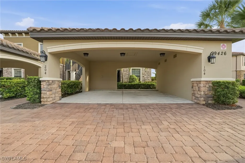 9426 Benvenuto Court Naples FL 34119