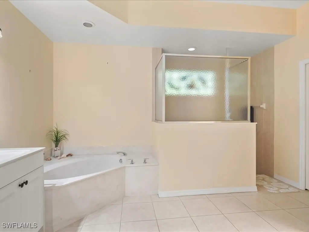 1309 Briarwood Court Naples FL 34104