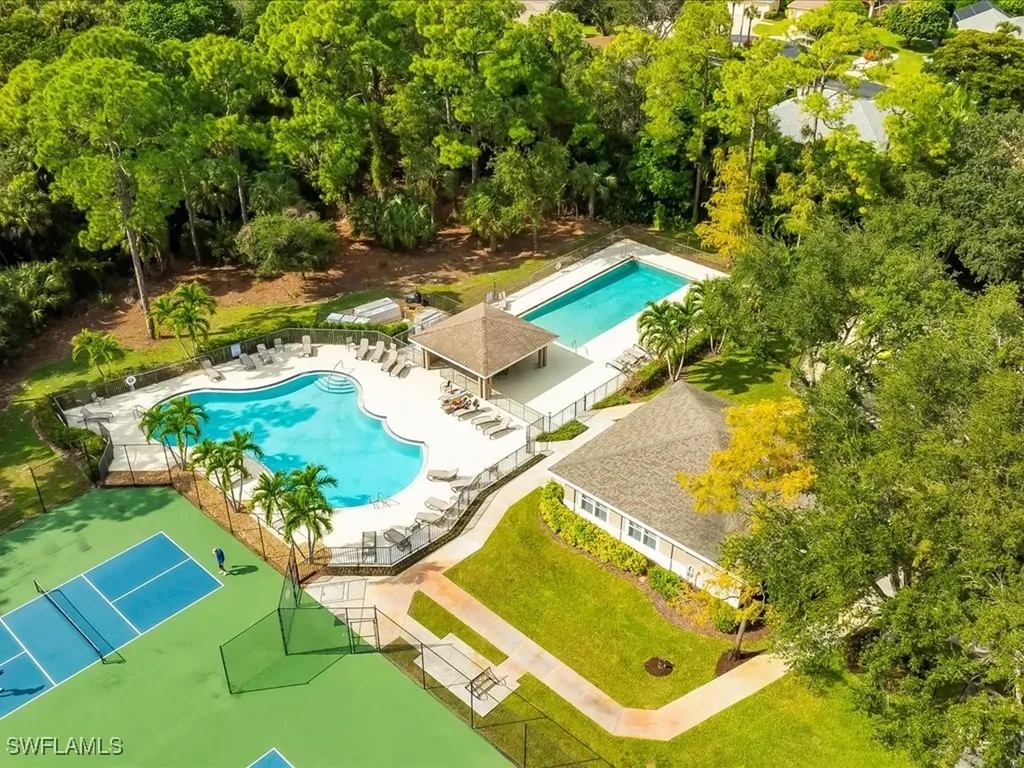 1309 Briarwood Court Naples FL 34104