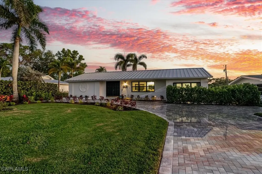 148 1st Street Bonita Springs FL 34134