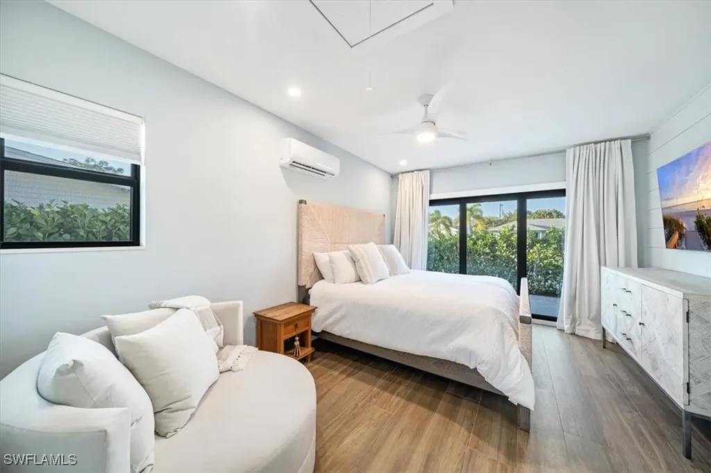 148 1st Street Bonita Springs FL 34134