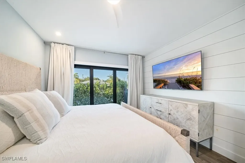 148 1st Street Bonita Springs FL 34134