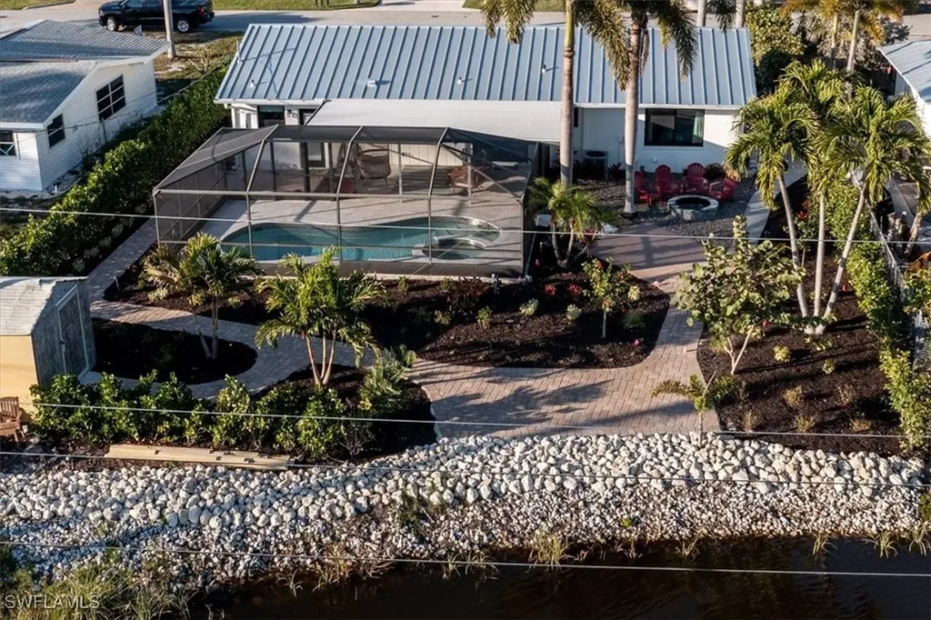 148 1st Street Bonita Springs FL 34134