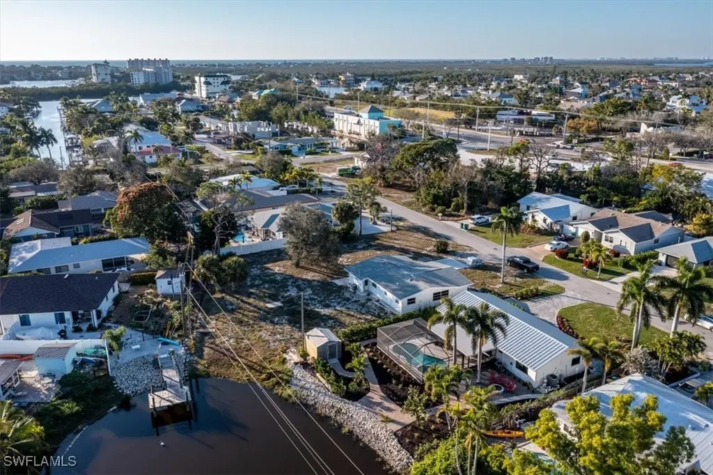 148 1st Street Bonita Springs FL 34134