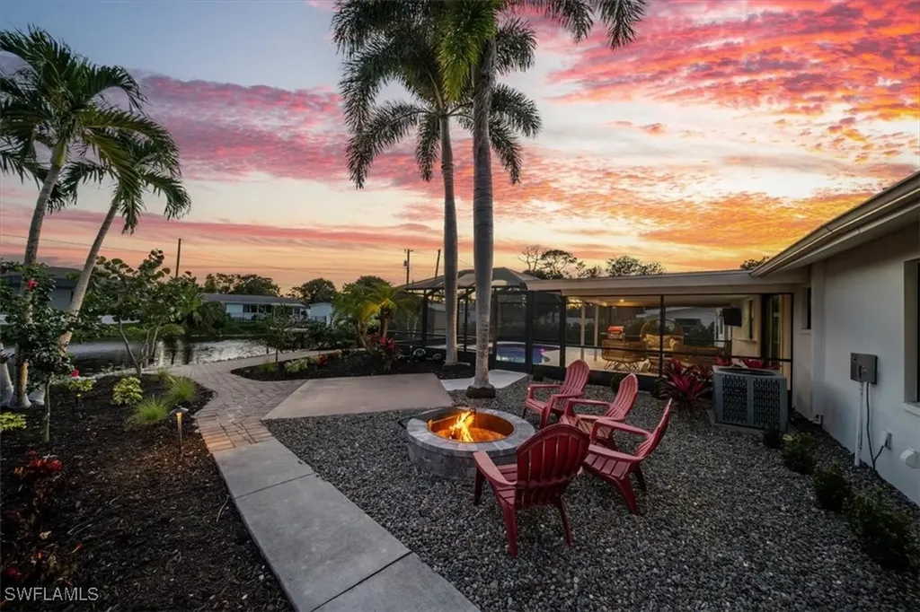 148 1st Street Bonita Springs FL 34134