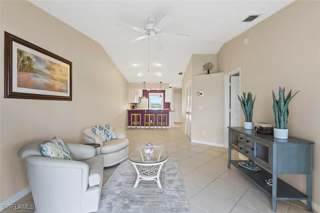 1305 Mainsail Drive Naples FL 34114