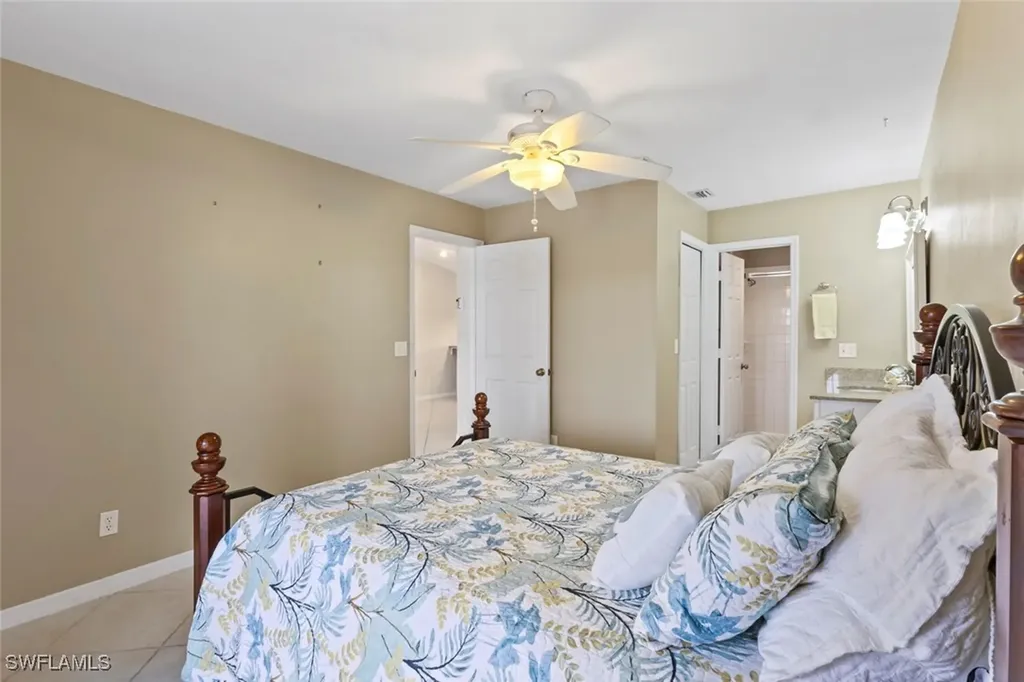 1305 Mainsail Drive Naples FL 34114