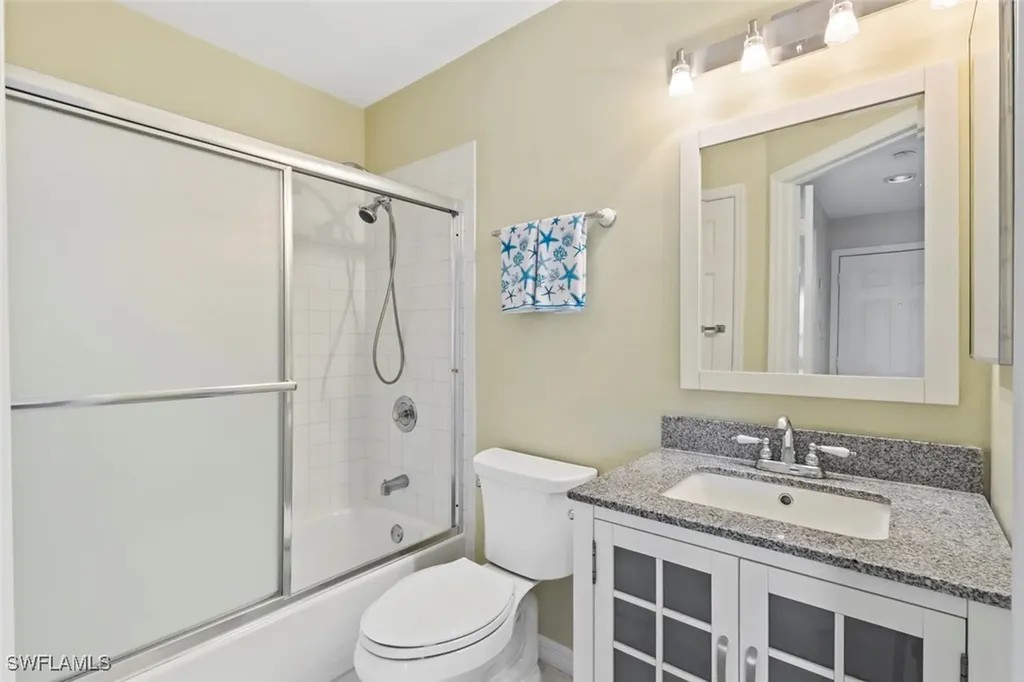 1305 Mainsail Drive Naples FL 34114