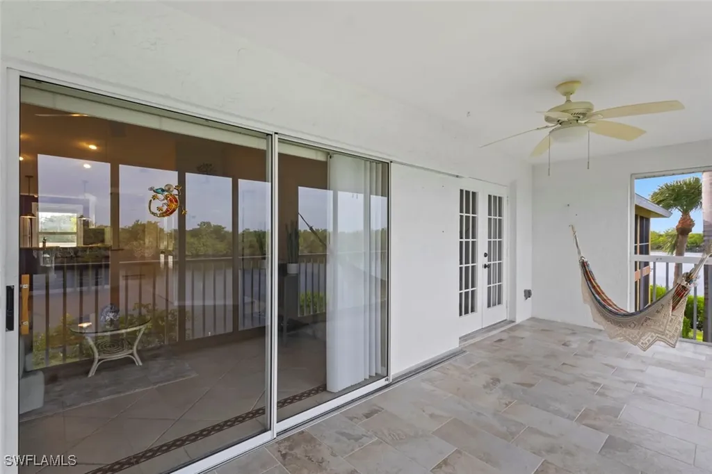 1305 Mainsail Drive Naples FL 34114
