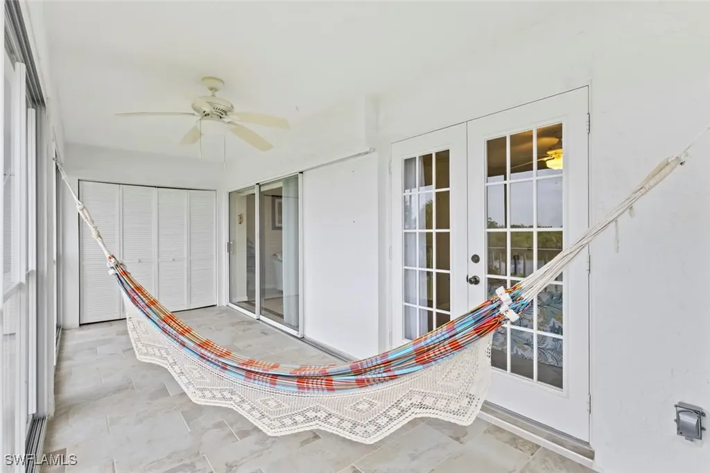 1305 Mainsail Drive Naples FL 34114