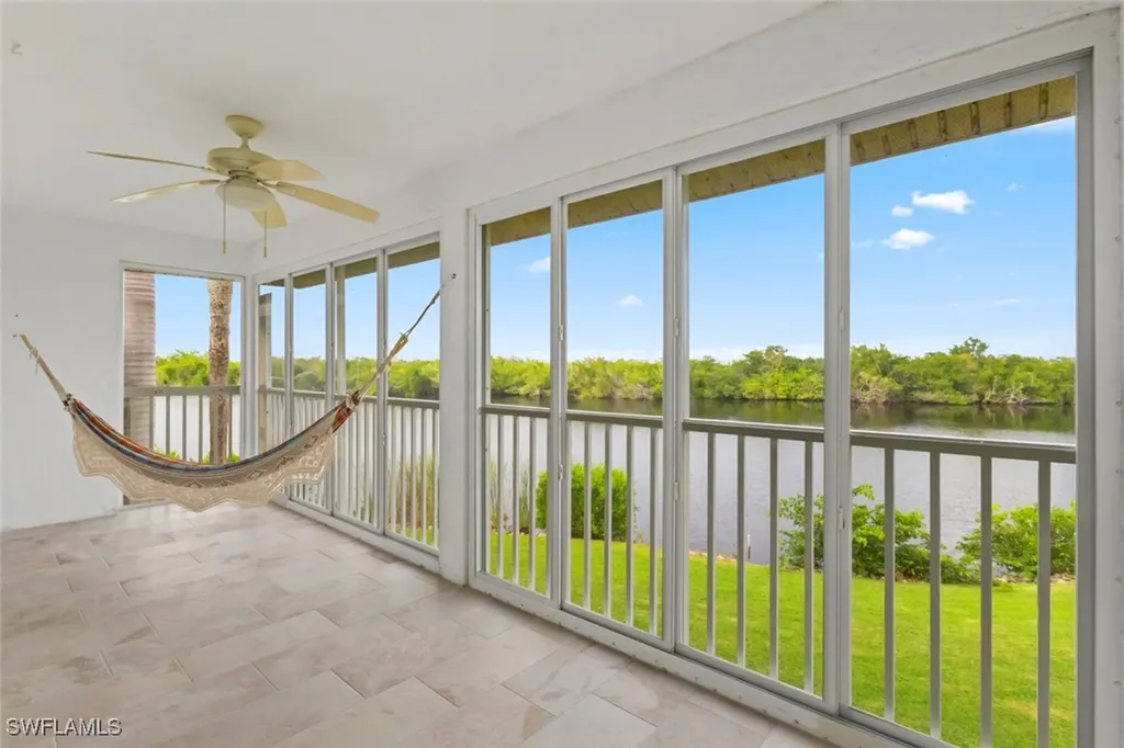 1305 Mainsail Drive Naples FL 34114