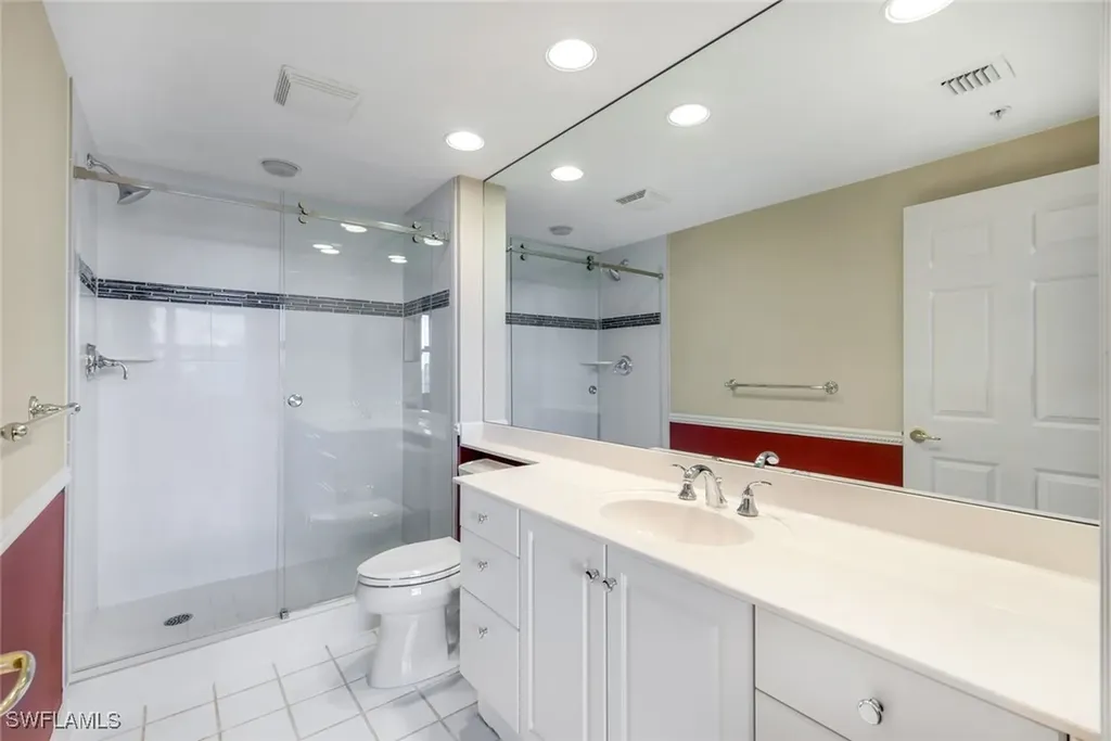 425 Dockside Drive Naples FL 34110