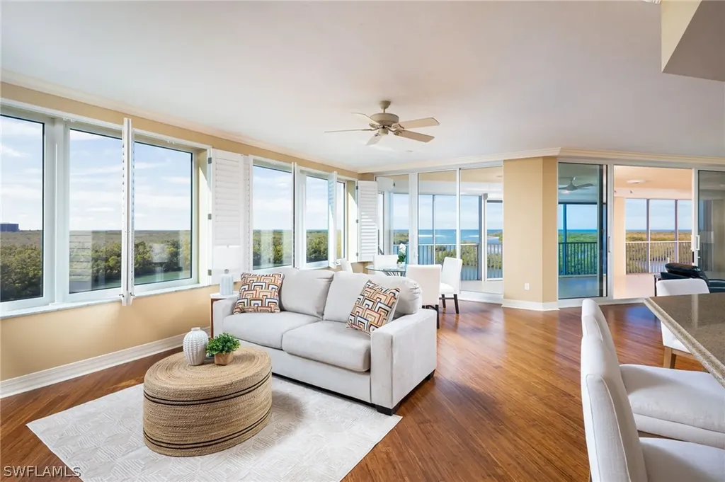 425 Dockside Drive Naples FL 34110