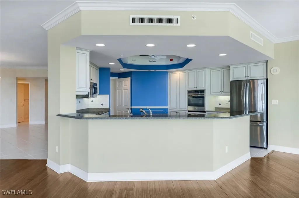 425 Dockside Drive Naples FL 34110